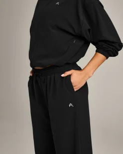 AirMove™ Straight Leg Pants New Branding