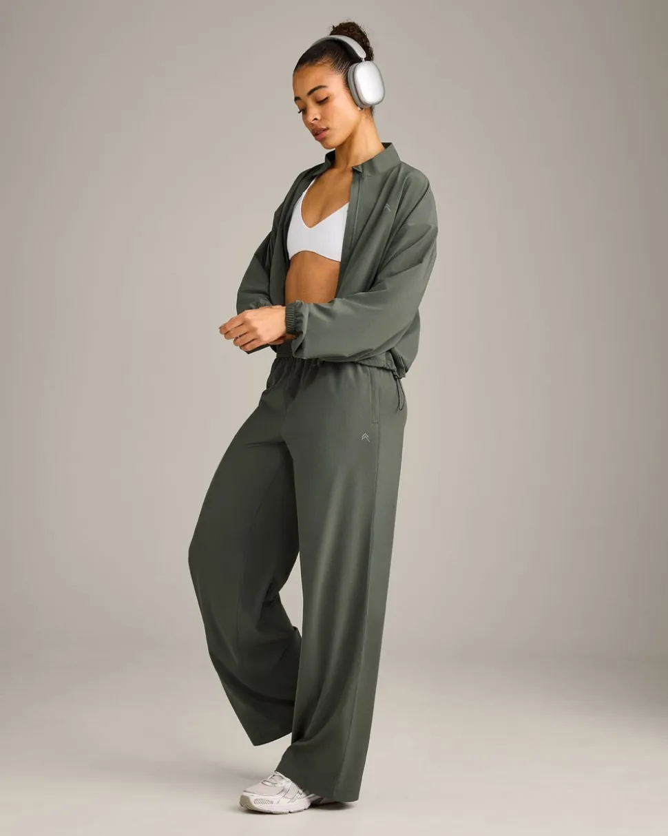 AirMove™ Straight Leg Pants with Reflective Logo