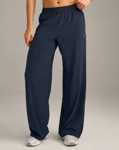 AirMove™ Straight Leg Pants with Reflective Logo