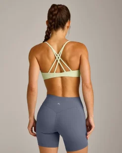 EasyLift™ Strappy Sports Bra New Branding
