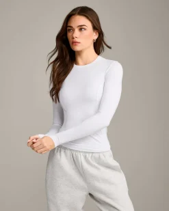 Mellow™ Motion Crew Neck Long Sleeve Top
