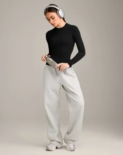 Mellow™ Motion Crew Neck Long Sleeve Top