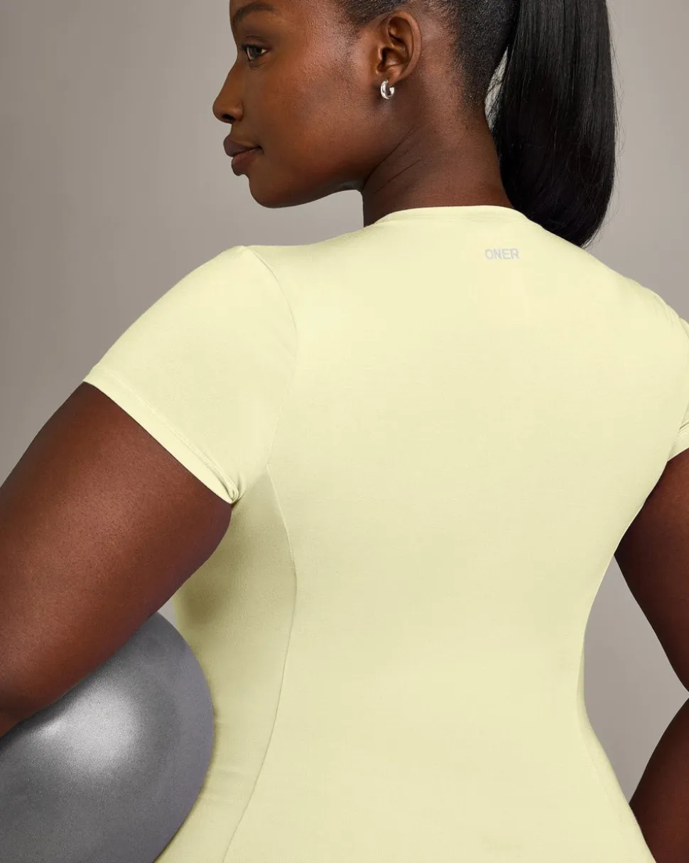 Mellow™ Motion Crew Neck Top
