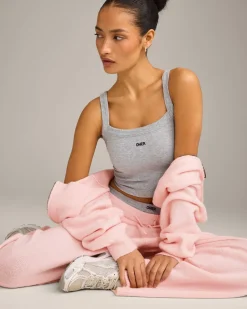Seamless Scoop Neck Vest