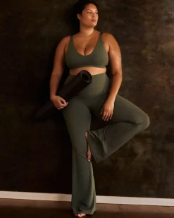SoftMotion™ Flared Bottoms with Grey Logo