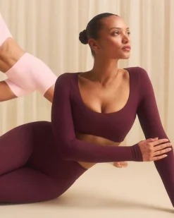 SoftMotion™ Scoop Neck Long Sleeve Crop Top with Built in Bra Shelf with Grey Logo